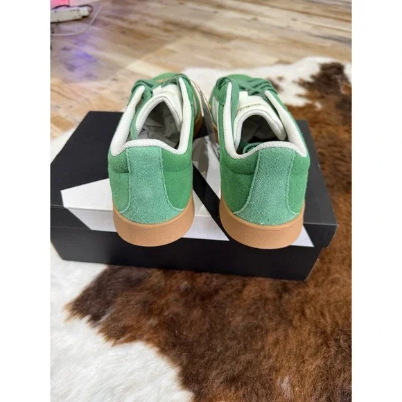 Adidas Green Suede Low-Top Sneakers Gum SoleMen's US 9.5New With Tags
